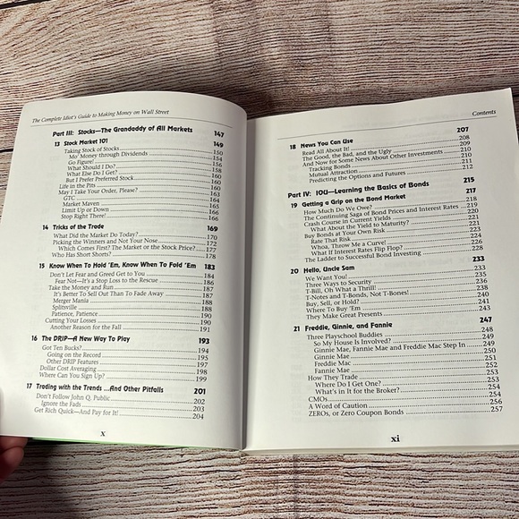 Vintage Book 1994 - The complete idiots guide to making money on Wall Street - Picture 15 of 17